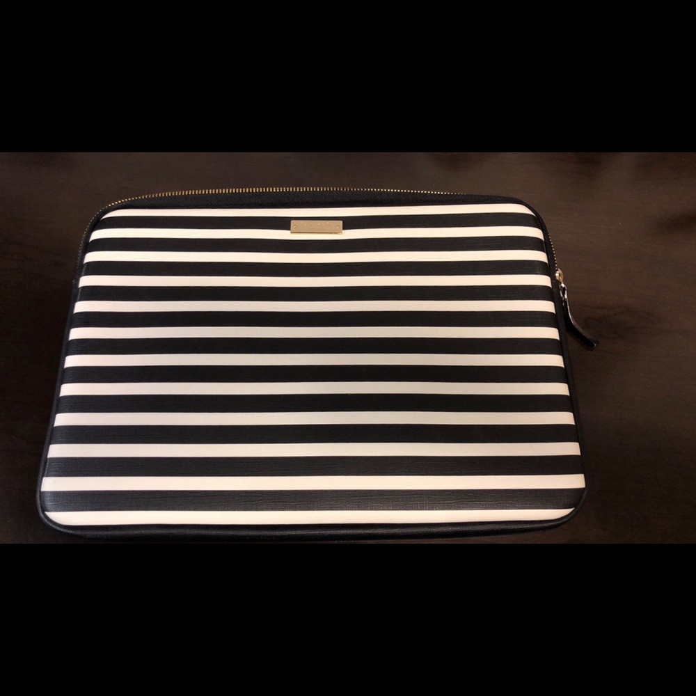 Kate spade laptop sleeve